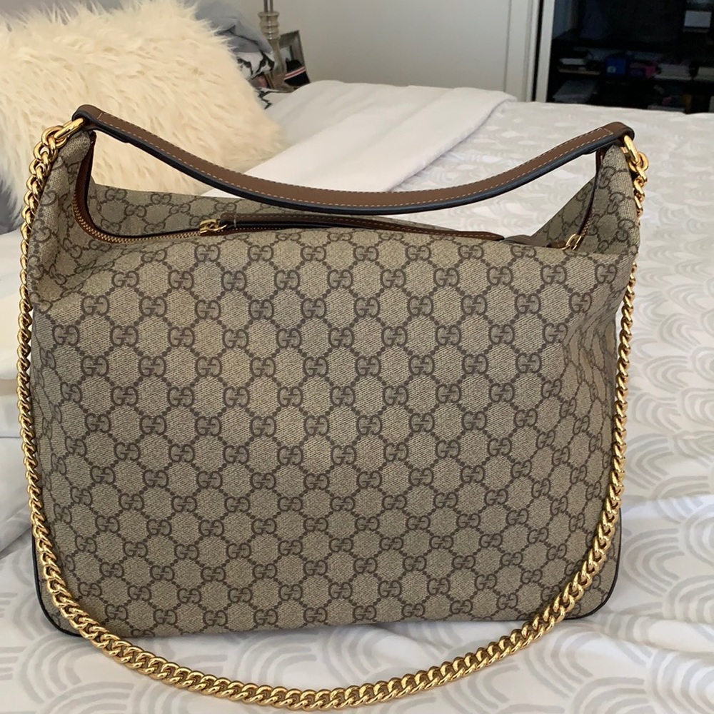 Gucci shoulder bag